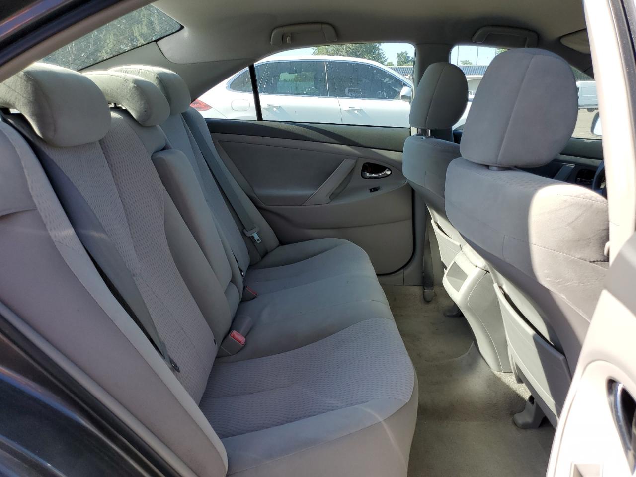 2010 Toyota Camry Base VIN: 4T1BF3EK3AU082976 Lot: 50528595