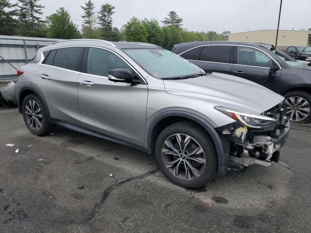  INFINITI QX30 2017 Серебристый