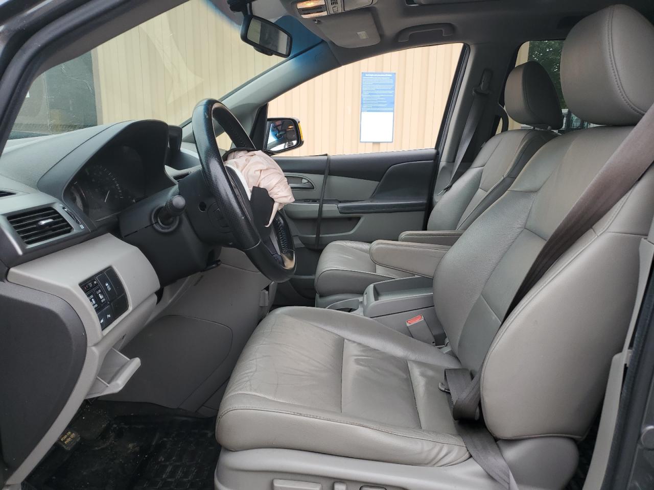 2011 Honda Odyssey Touring VIN: 5FNRL5H96BB038061 Lot: 56738395