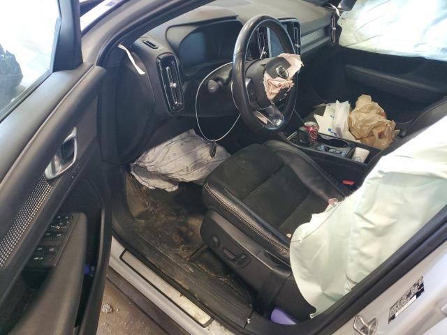  VOLVO XC40 2020 Silver