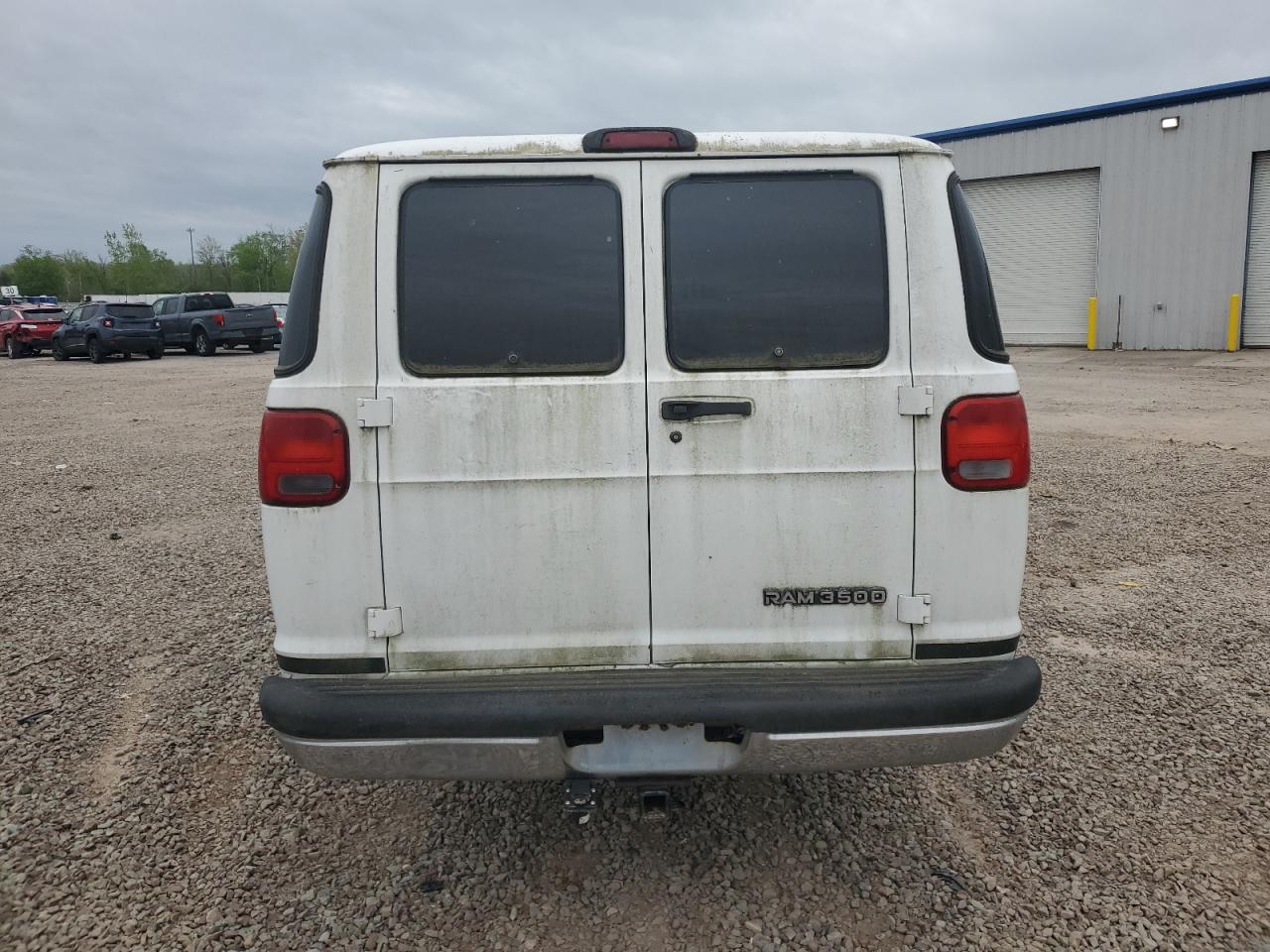 2000 Dodge Ram Wagon B3500 VIN: 2B5WB35Y5YK179904 Lot: 56724115