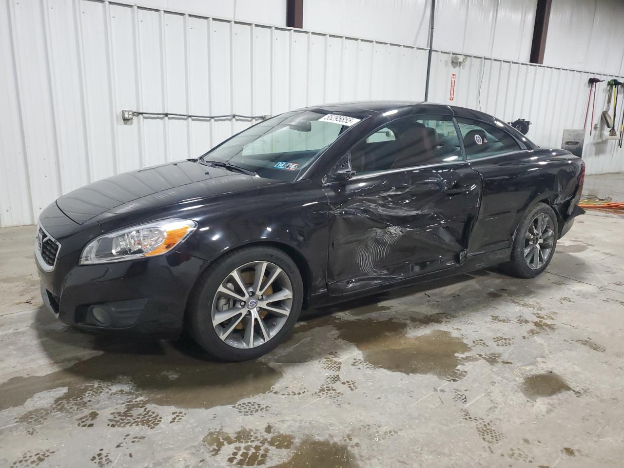 2011 Volvo C70 T5