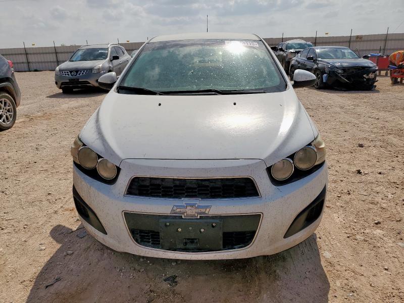 Sedans CHEVROLET SONIC 2015 Biały