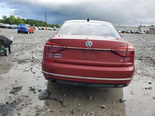  VOLKSWAGEN PASSAT 2017 Czerwony