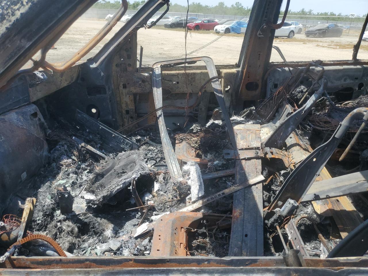 2003 Lincoln Navigator VIN: 5LMFU28R53LJ11071 Lot: 57492525