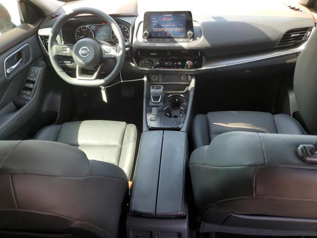  NISSAN ROGUE 2021 Czerwony