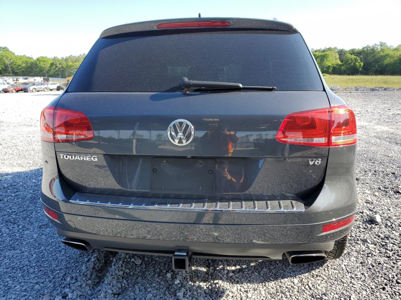 2011 Volkswagen Touareg V6 VIN: WVGFF9BP2BD004906 Lot: 55324235