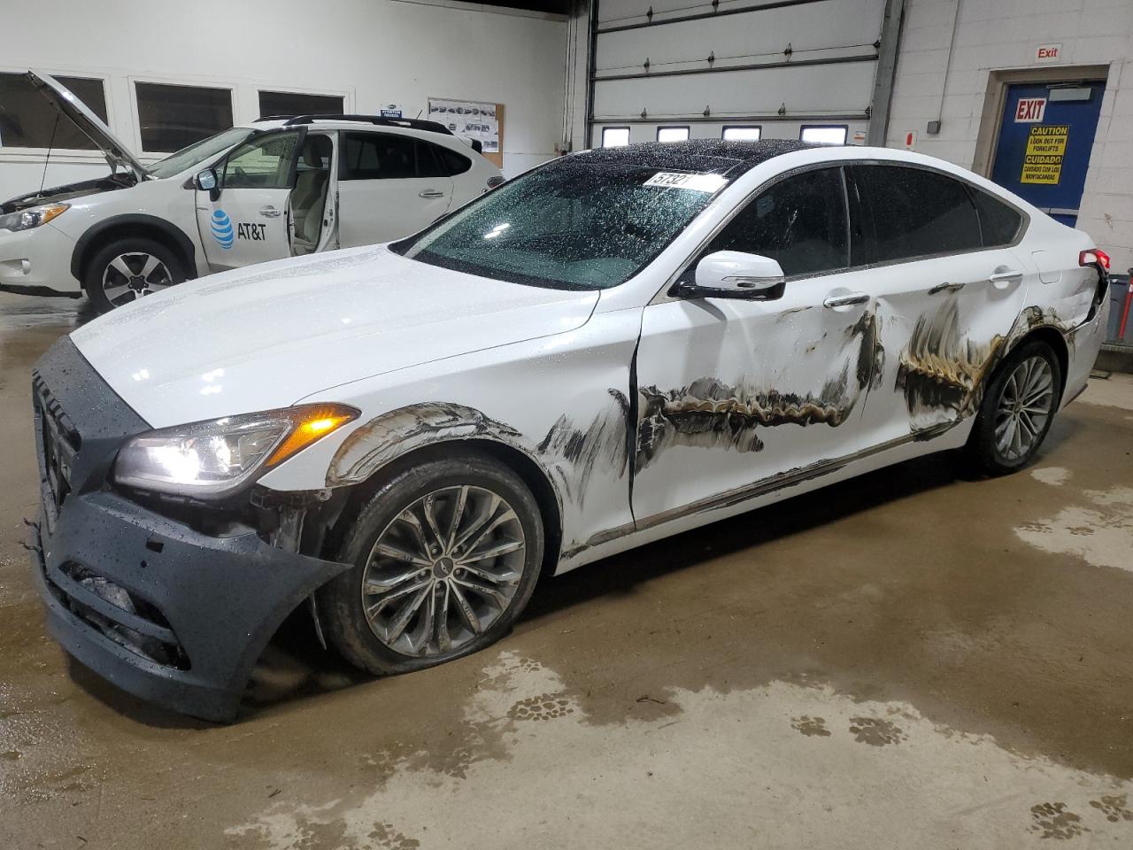 2015 Hyundai Genesis 3.8L for Sale in Blaine, MN - Side