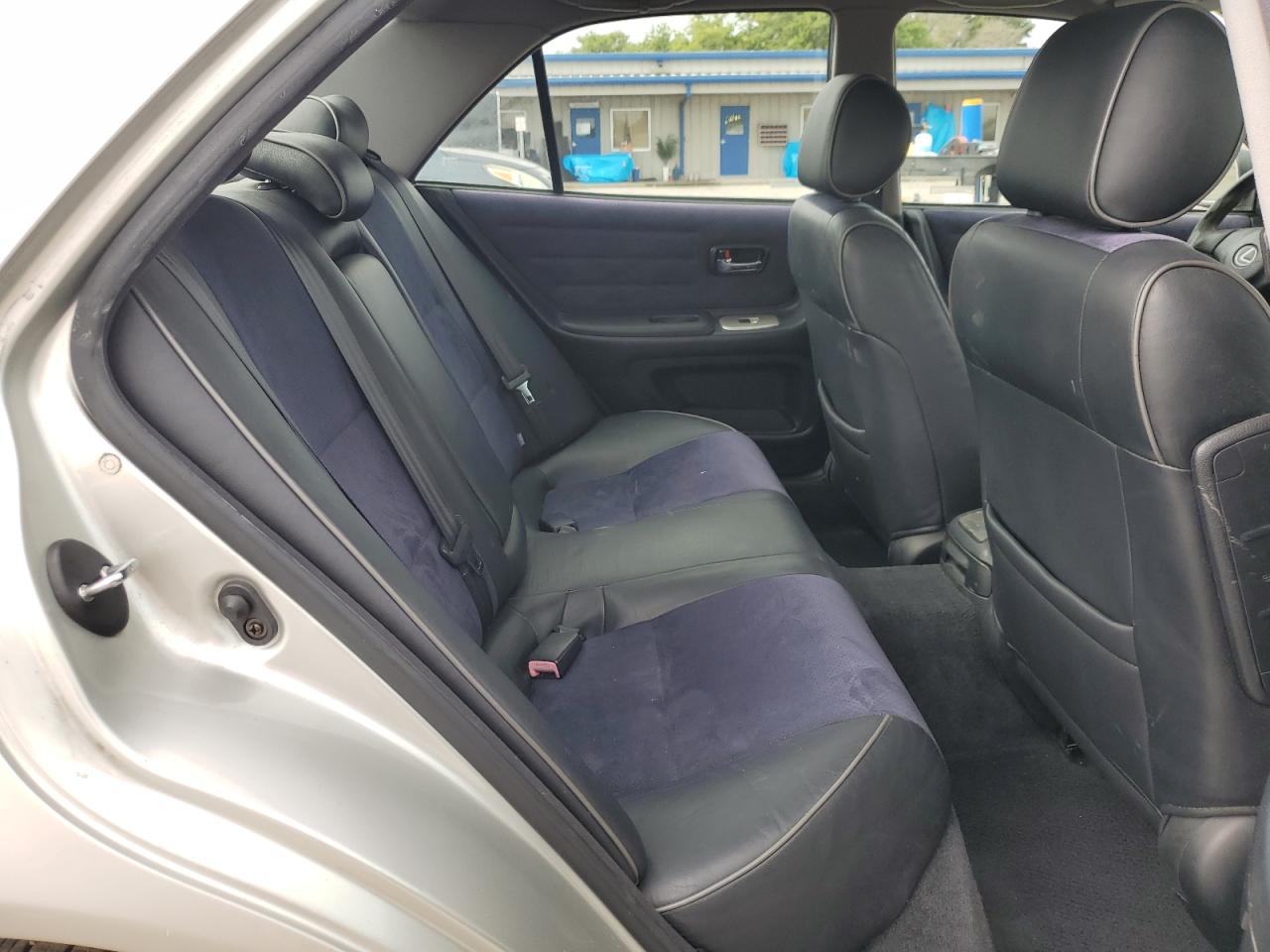 2004 Lexus Is 300 VIN: JTHBD192540084683 Lot: 56580255