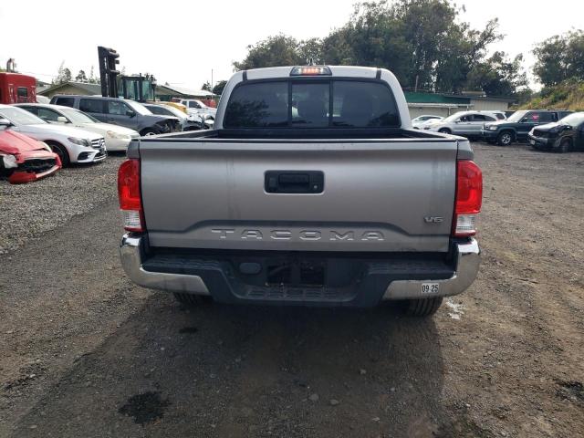 Пікапи TOYOTA TACOMA 2016 Сріблястий