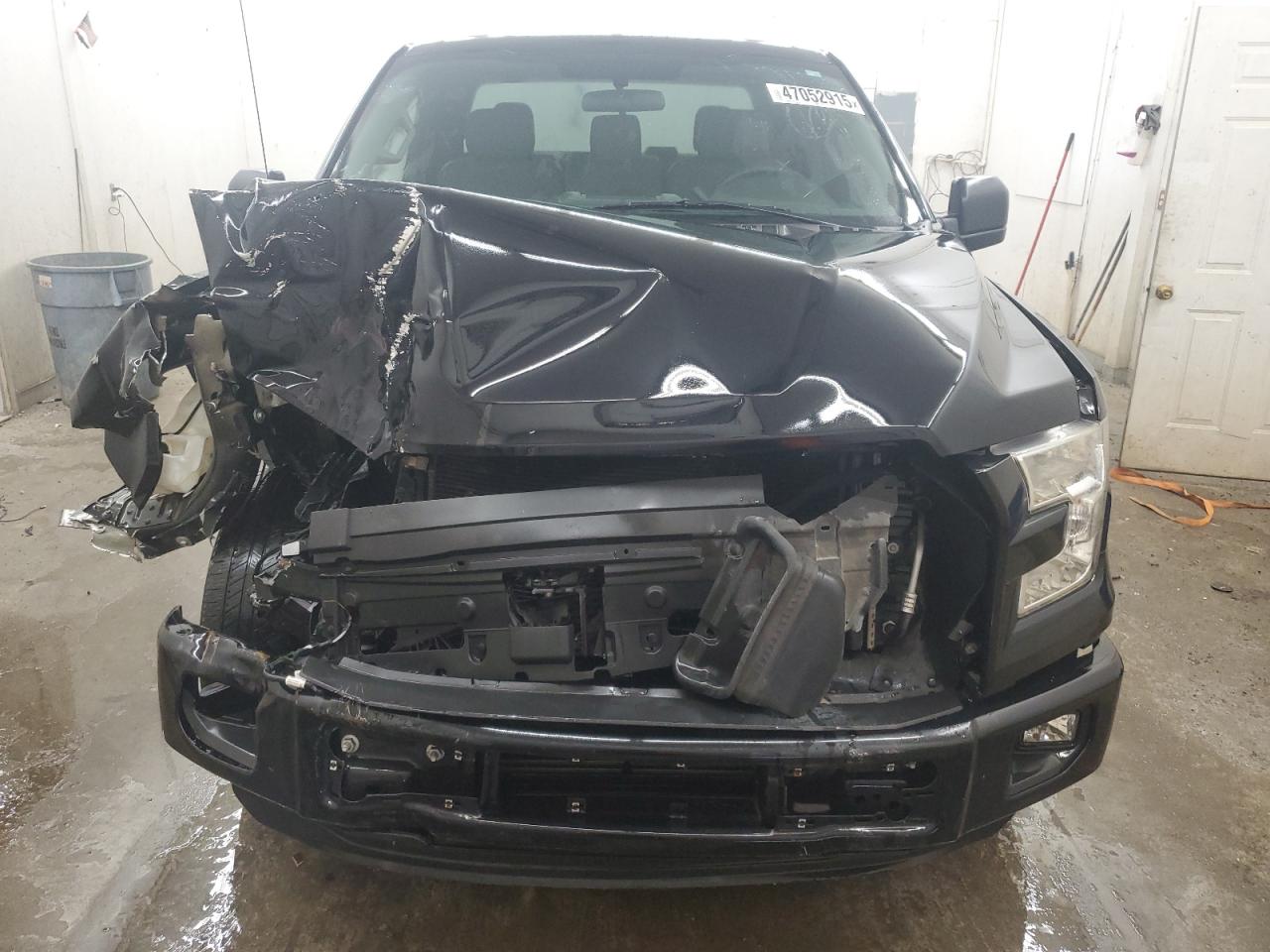 2016 Ford F-150 - Image 5