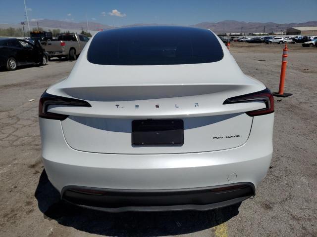  TESLA MODEL 3 2024 Biały