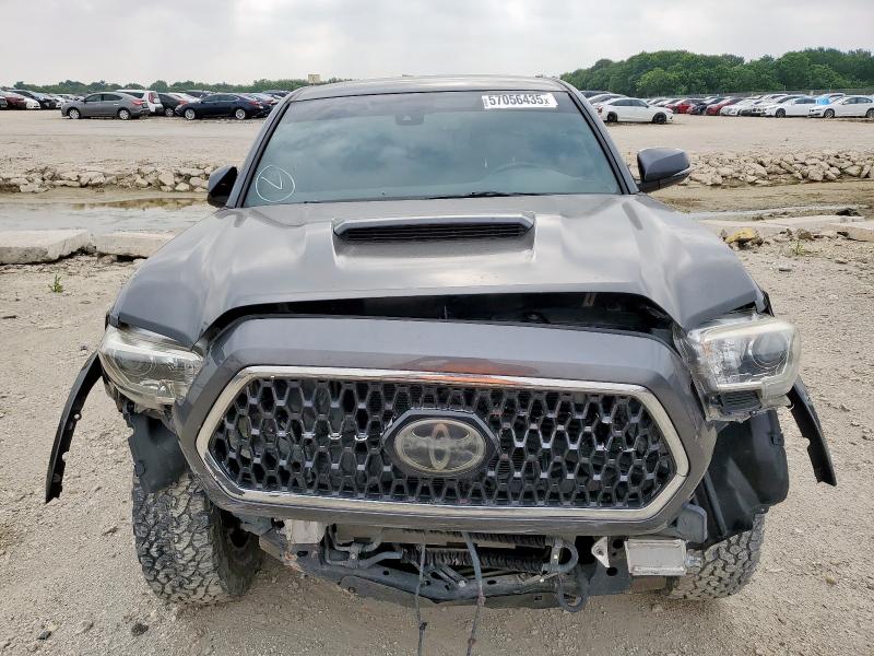  TOYOTA TACOMA 2018 Вугільний