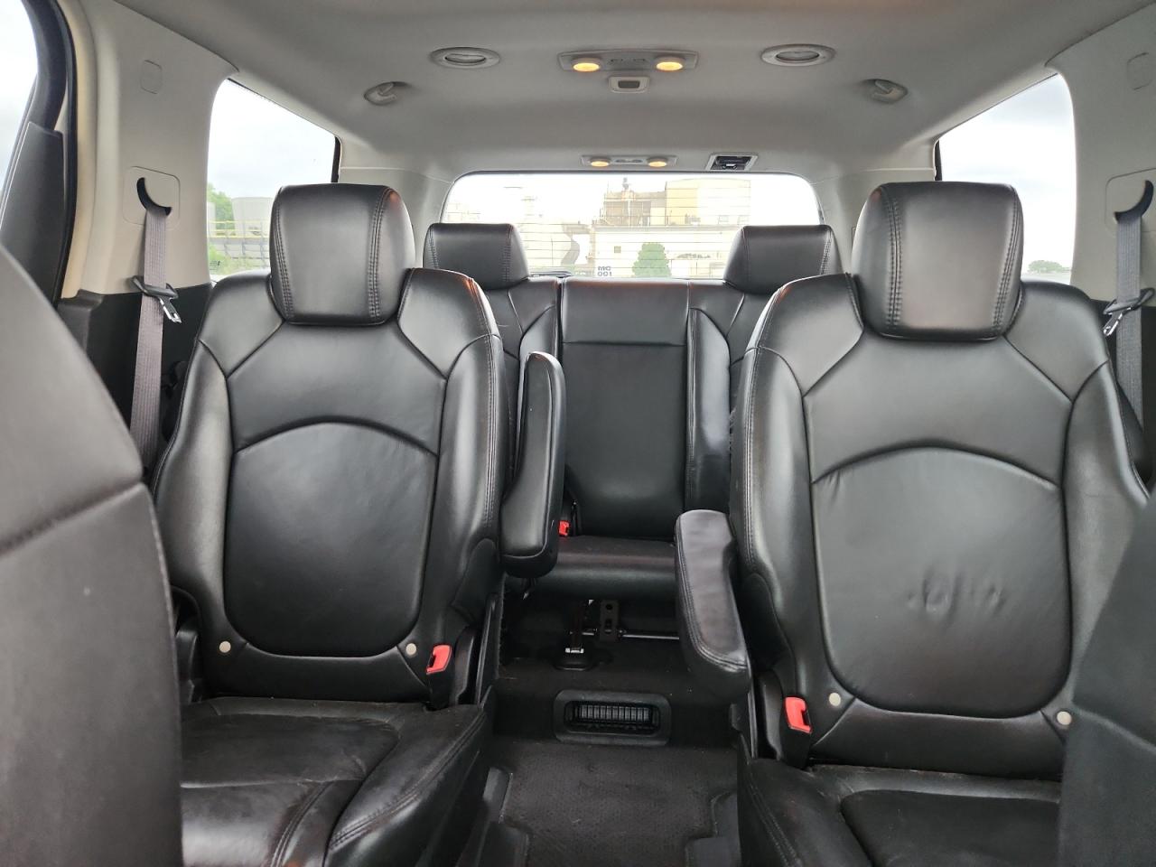 2008 Saturn Outlook Xr VIN: 5GZER337X8J205044 Lot: 58436395