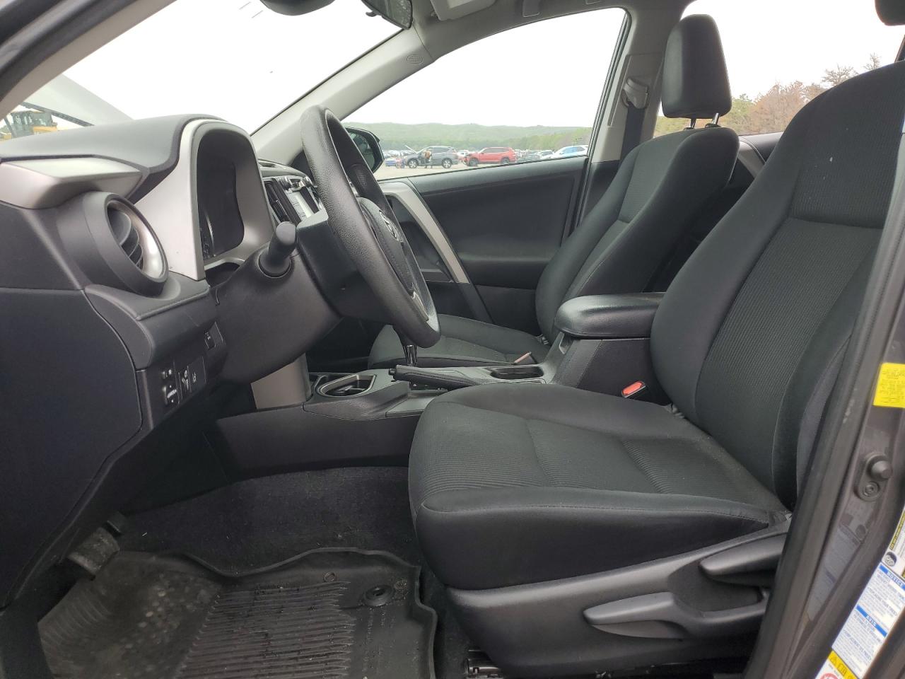 2017 Toyota Rav4 Le VIN: 2T3BFREV2HW621571 Lot: 57022985