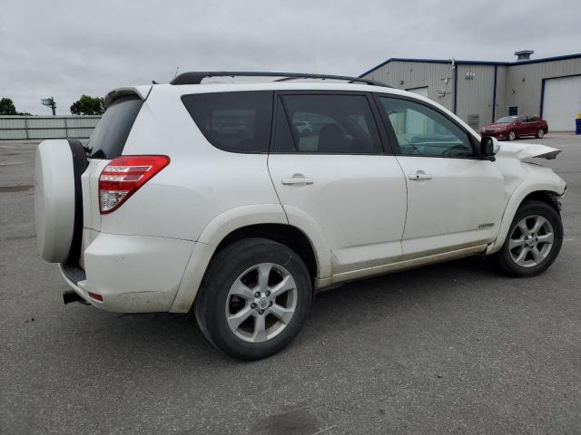 Паркетники TOYOTA RAV4 2012 Белы