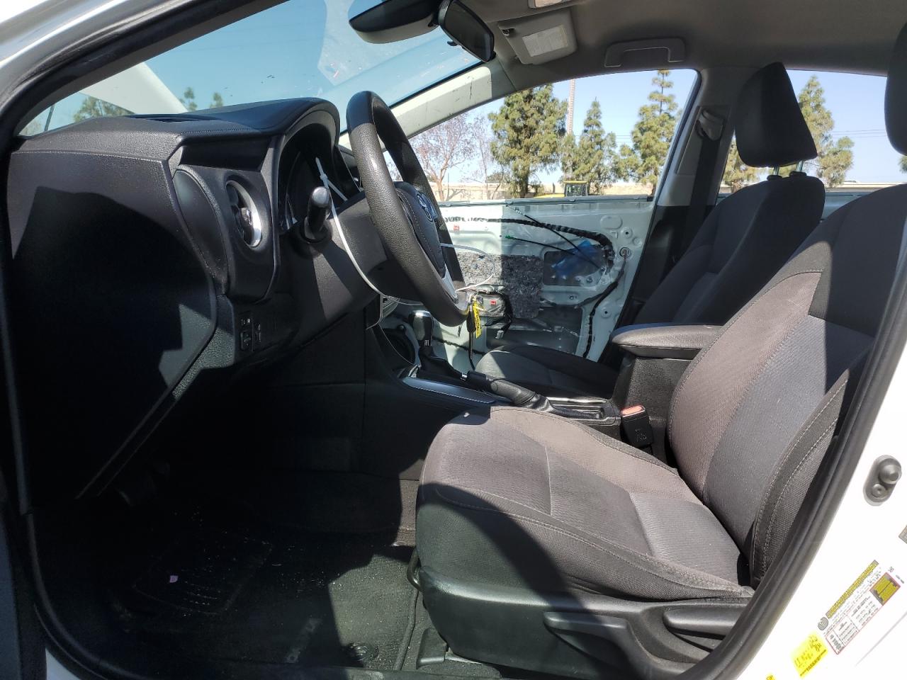 2017 Toyota Corolla L VIN: 5YFBURHE0HP613691 Lot: 56975715