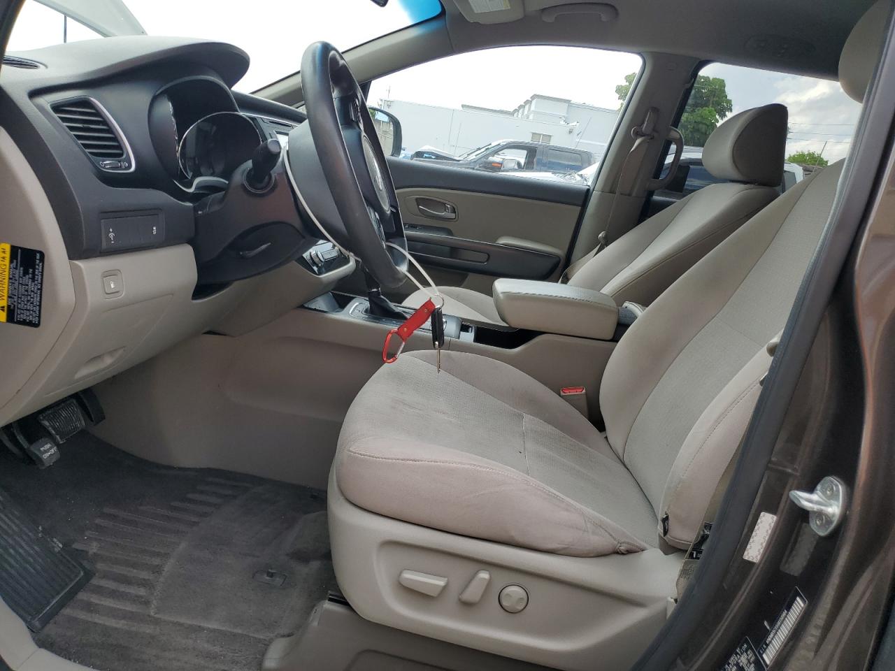 2016 Kia Sedona Lx VIN: KNDMB5C15G6158984 Lot: 56685995