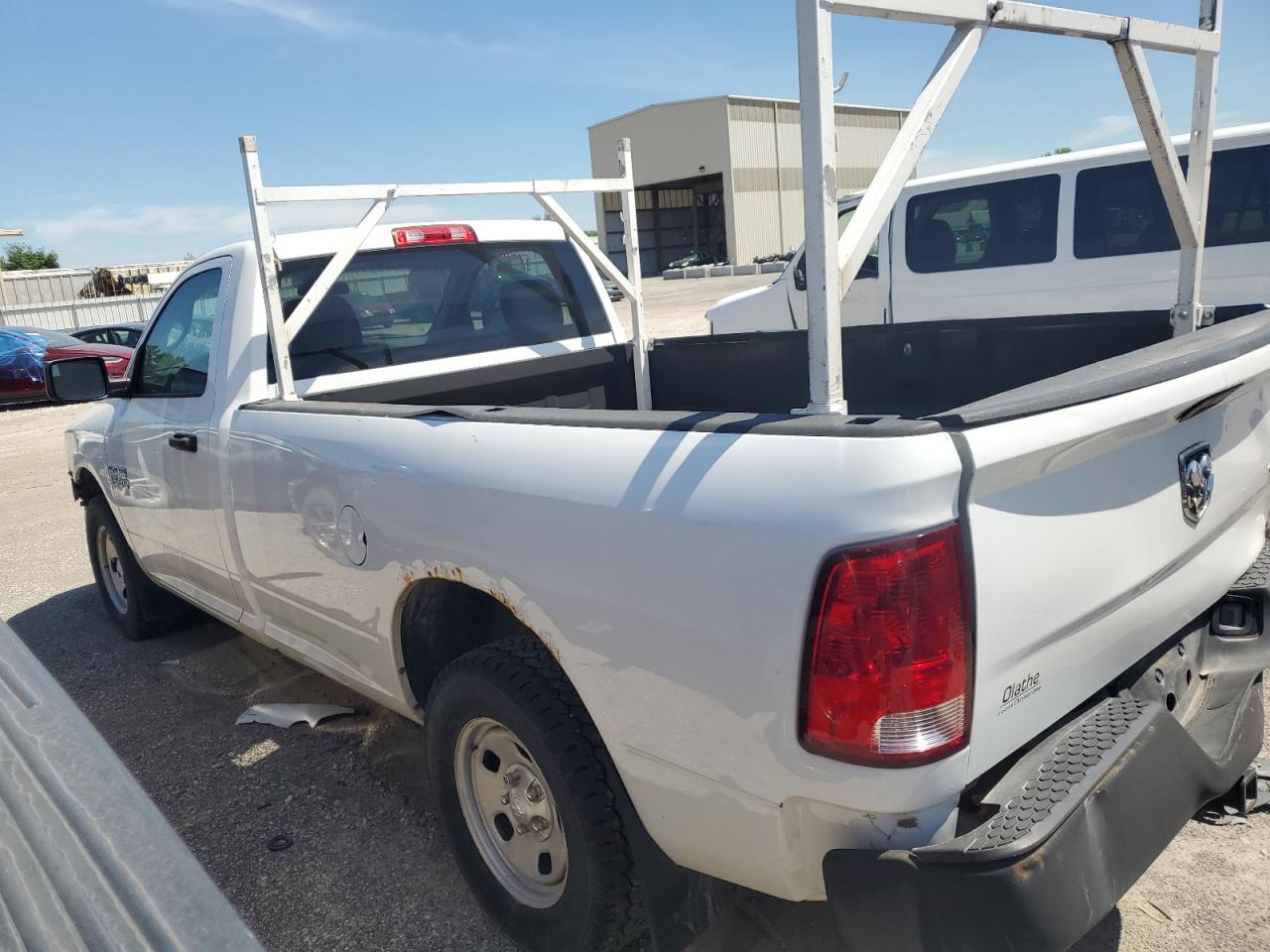 2014 RAM 1500 - Image 2