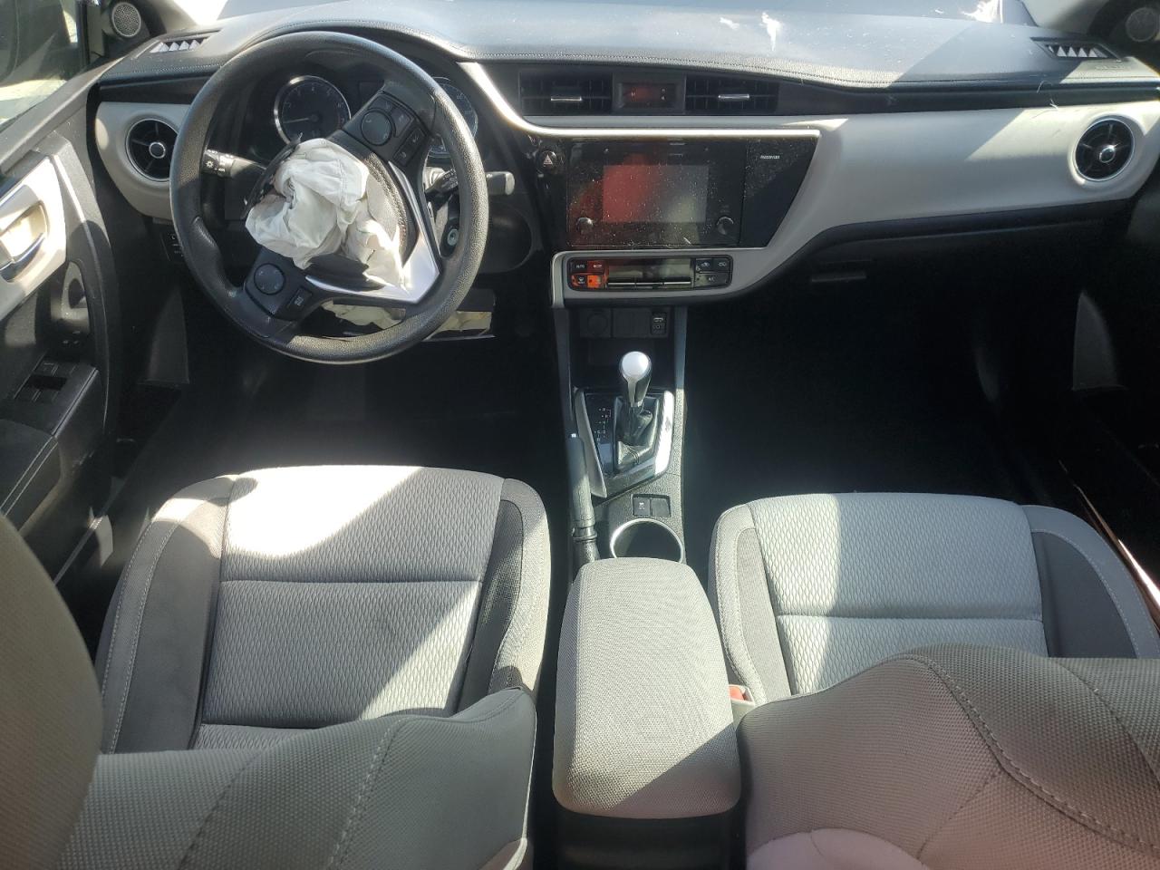 2017 Toyota Corolla L VIN: 5YFBURHE7HP641438 Lot: 59123745