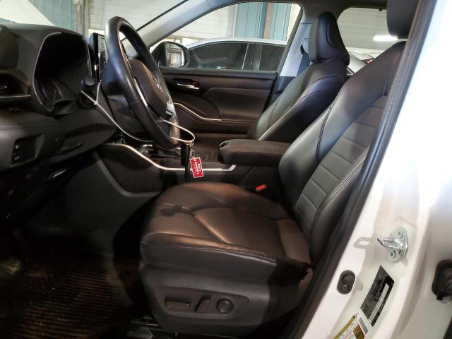  TOYOTA HIGHLANDER 2021 Biały