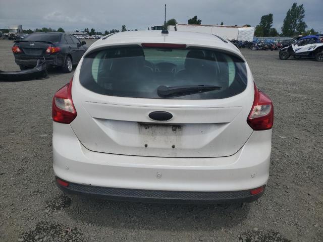  FORD FOCUS 2013 Белый