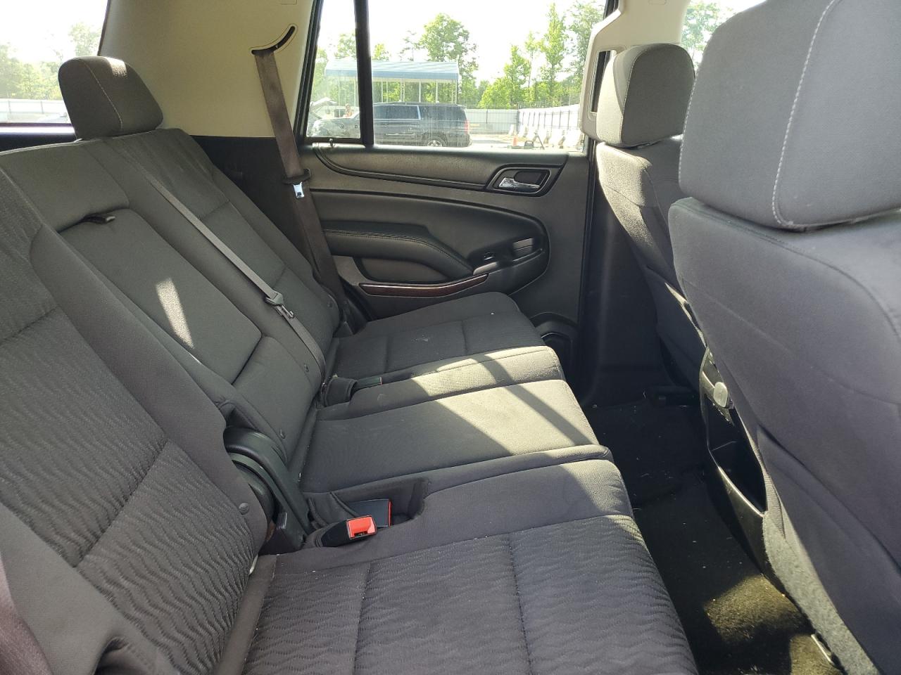 2016 GMC Yukon Sle VIN: 1GKS1AKC3GR301357 Lot: 56760255