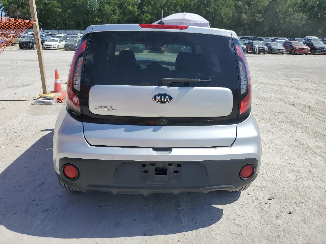 2018 Kia Soul VIN: KNDJN2A22J7579163 Lot: 57078485