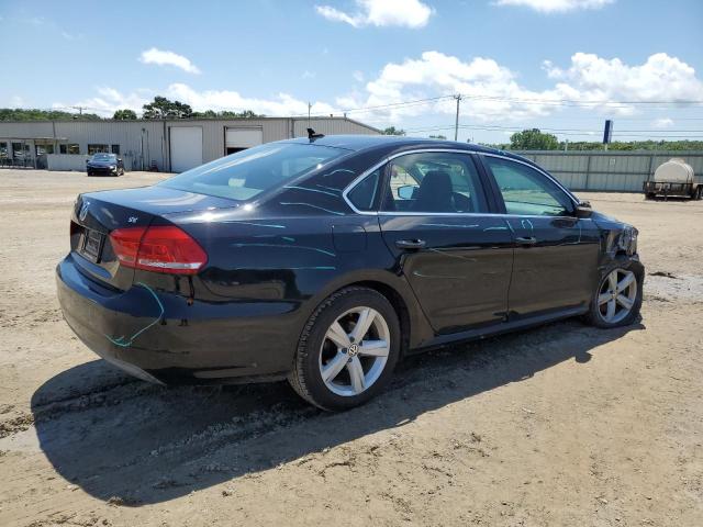 Sedans VOLKSWAGEN PASSAT 2013 Black