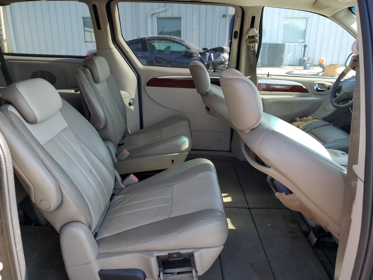 2006 Chrysler Town & Country Touring VIN: 2A4GP54L36R702169 Lot: 56156325