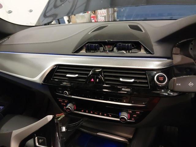 2019 BMW 530E M SPO
