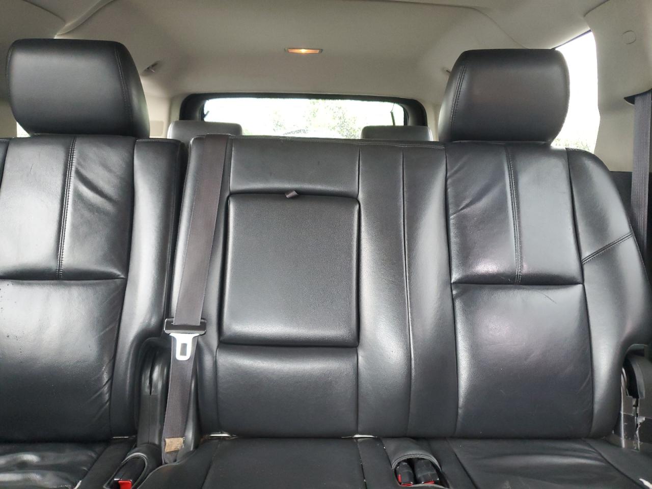 2014 Chevrolet Suburban C1500 Lt VIN: 1GNSCJE09ER228409 Lot: 55901885