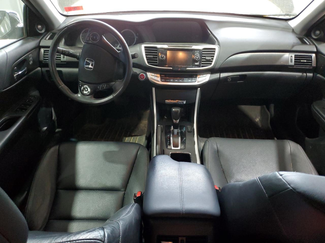2013 Honda Accord Exl VIN: 1HGCR2F82DA215764 Lot: 56940845