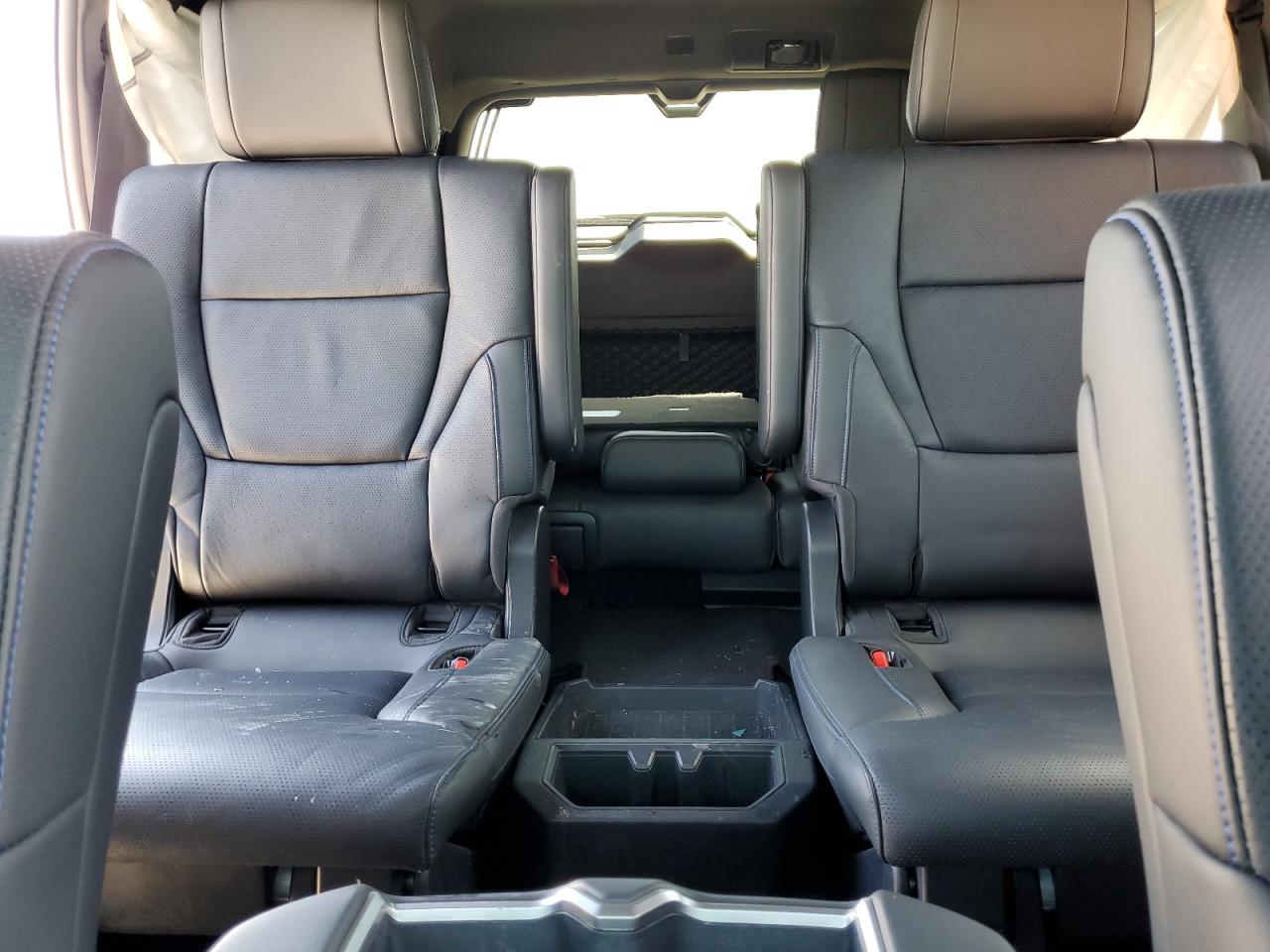 2024 Toyota Sequoia Sr5 VIN: 7SVAAABA2RX041026 Lot: 56734925