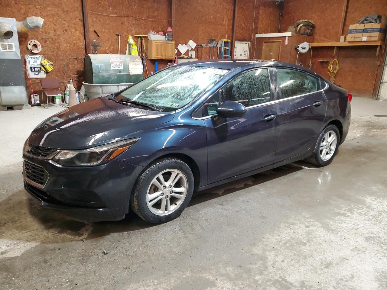 2016 Chevrolet Cruze Lt продається в Ebensburg, PA - Water/Flood