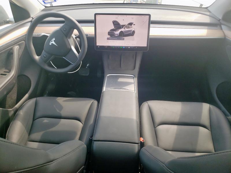  TESLA MODEL Y 2024 Серый