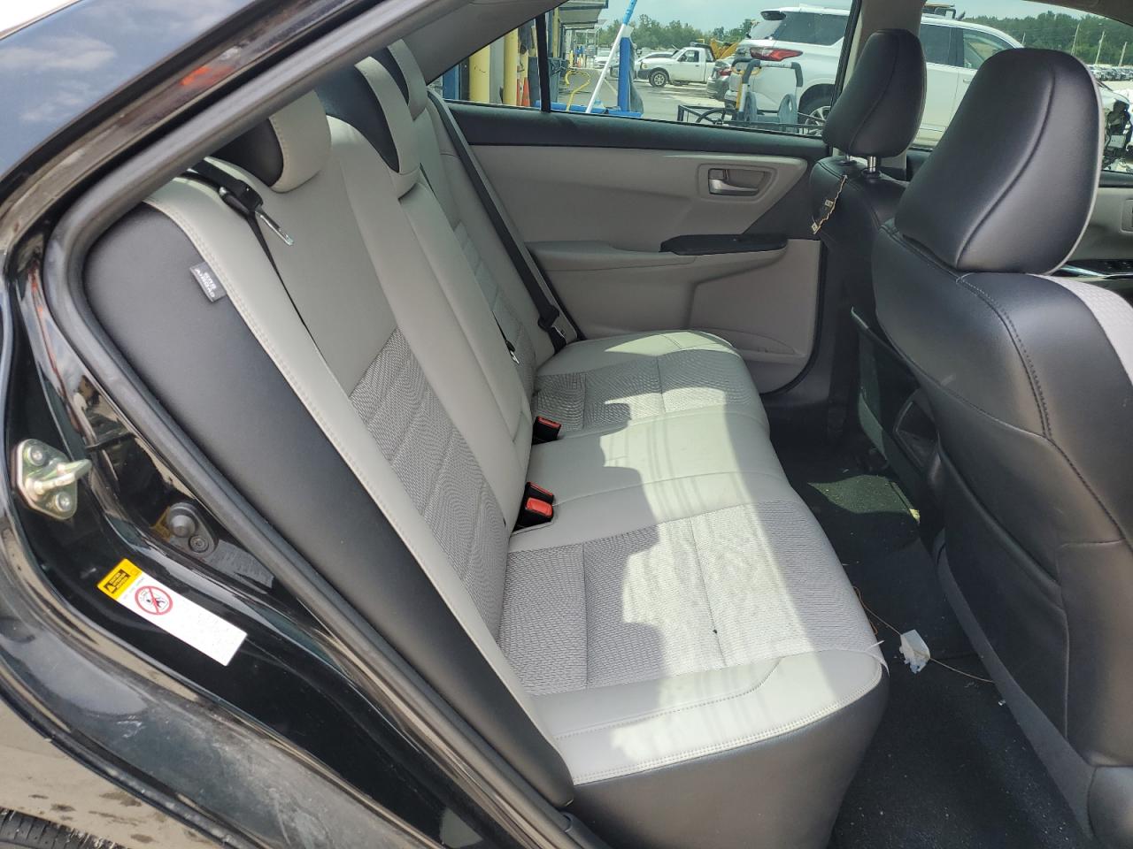 2016 Toyota Camry Le VIN: 4T1BF1FK2GU205131 Lot: 56918595