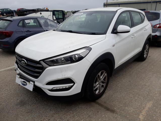 2017 HYUNDAI TUCSON S B for sale at Copart SANDWICH