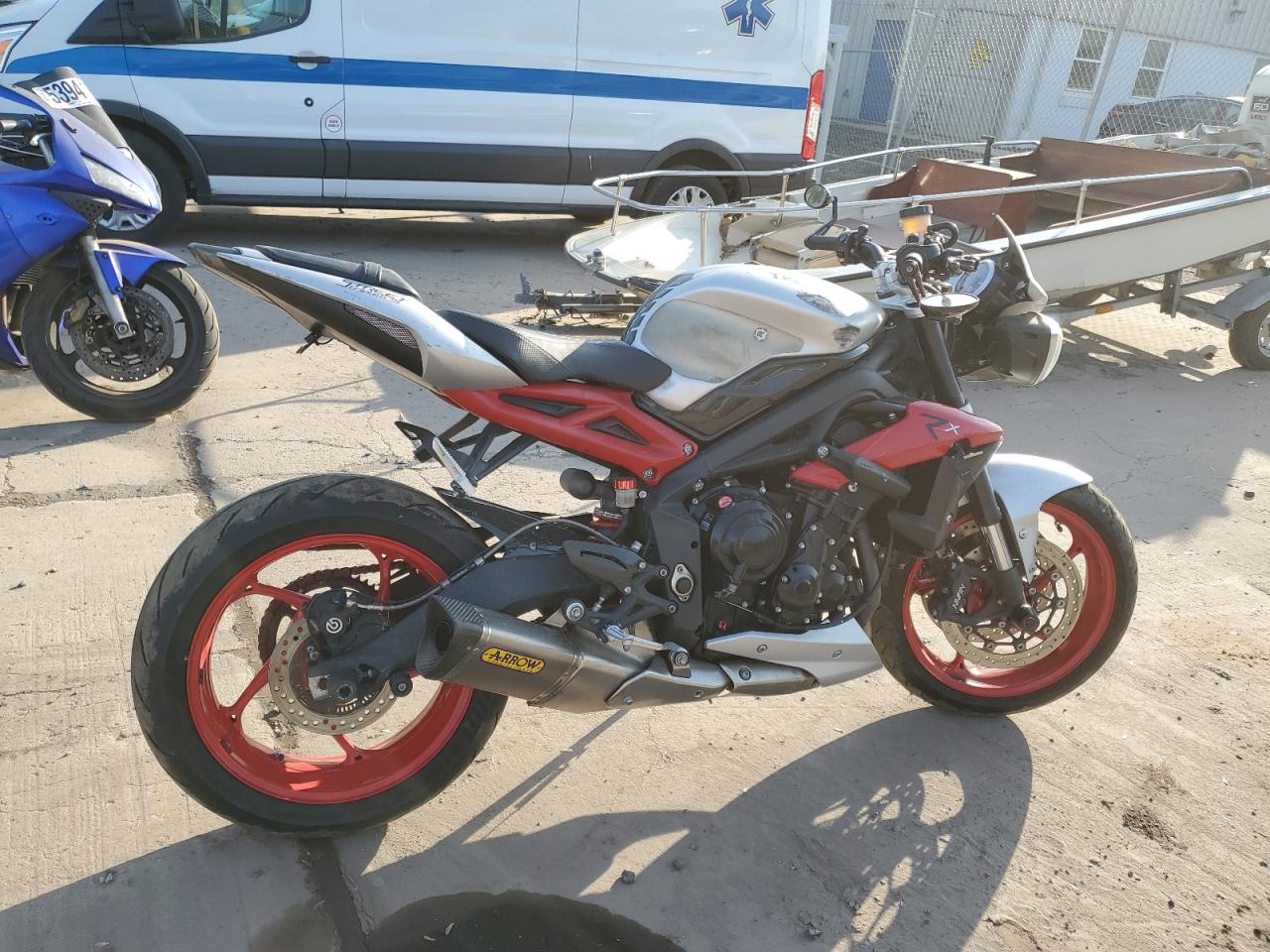 2015 Triumph Motorcycle Street Triple R de vânzare în Chalfont, PA - Vandalism