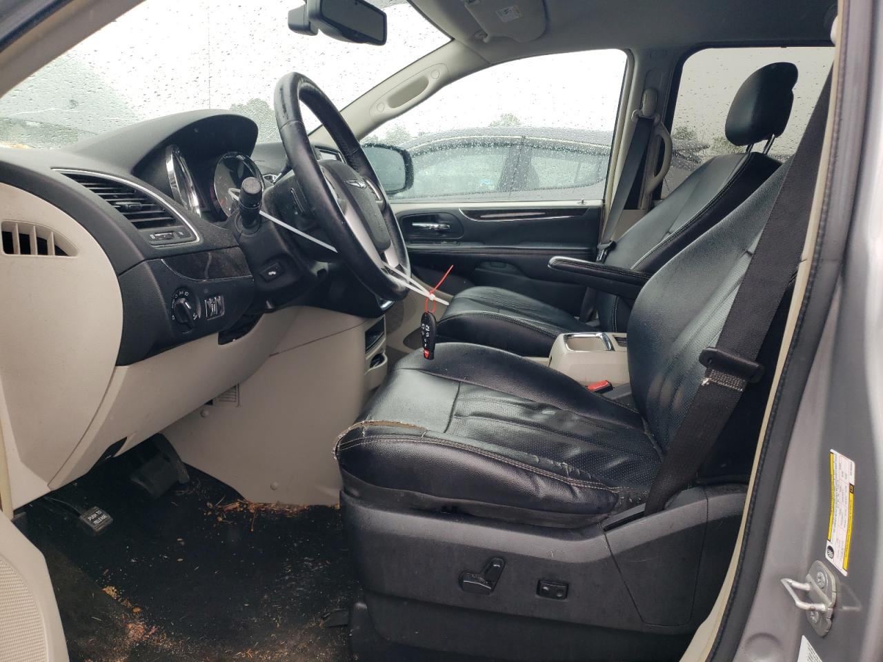 2014 Chrysler Town & Country Touring L VIN: 2C4RC1CG0ER188853 Lot: 56695955