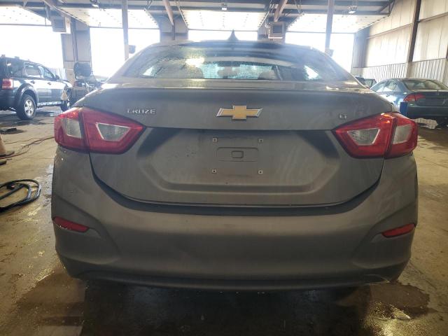  CHEVROLET CRUZE 2018 Srebrny