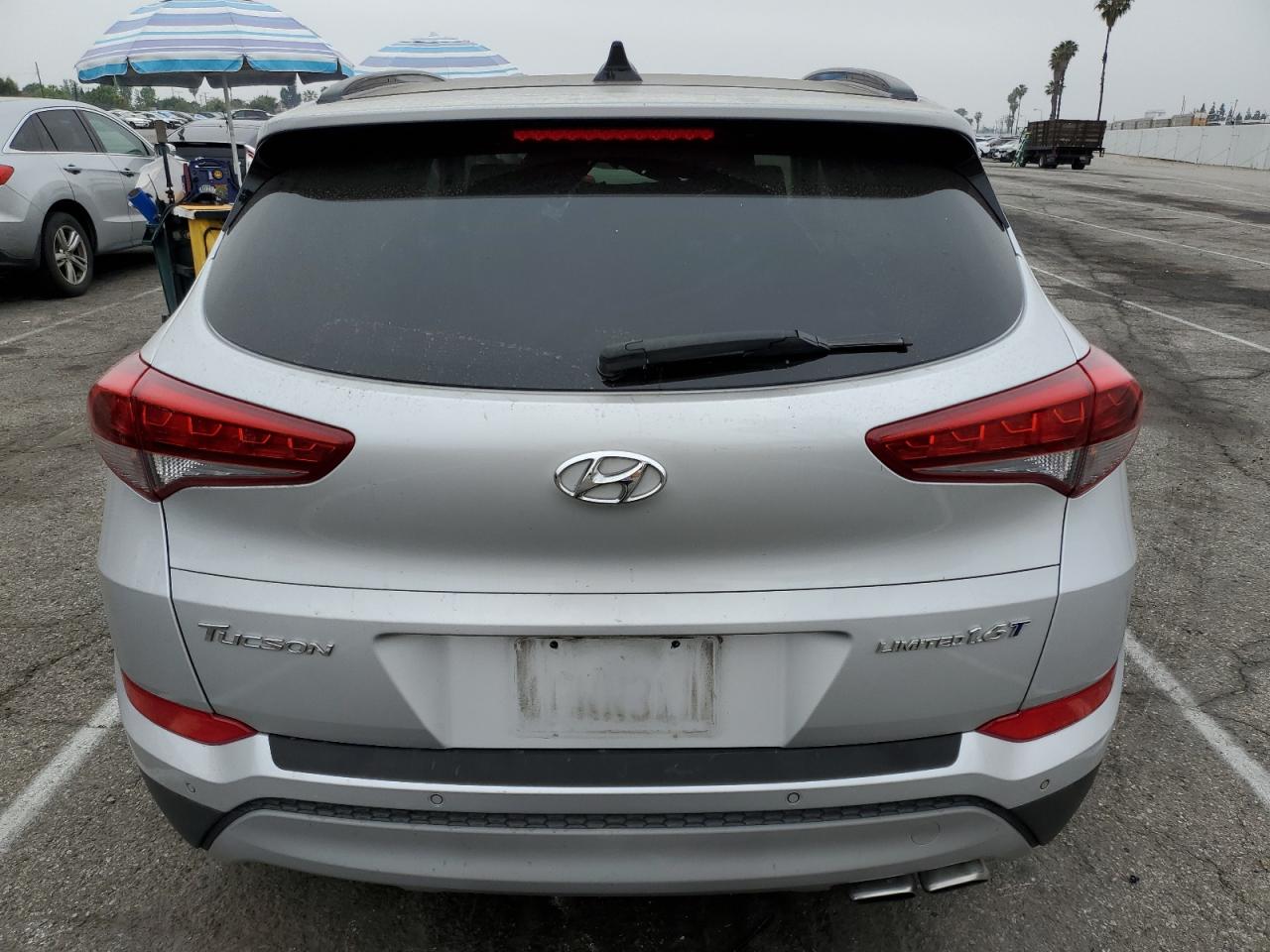 2018 Hyundai Tucson Value VIN: KM8J33A28JU720472 Lot: 57458085
