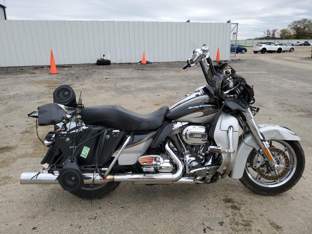 2013 Harley-Davidson Flhtcuse Cvo Ultra Classic Electra Glide for Sale in Mcfarland, WI - All Over