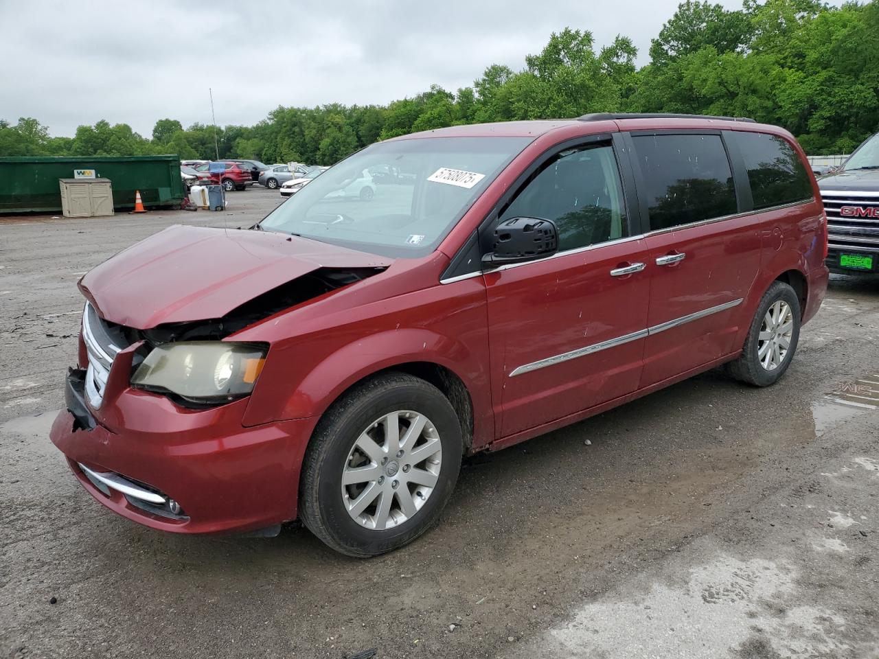 2014 Chrysler Town & Country Touring