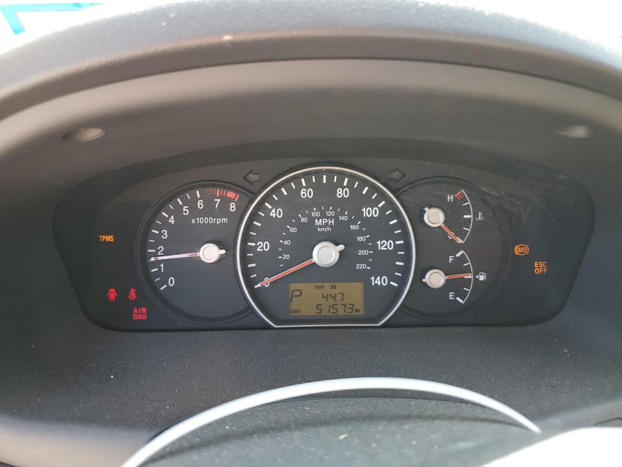 2008 Kia Rondo Base VIN: KNAFG525487172625 Lot: 55455925