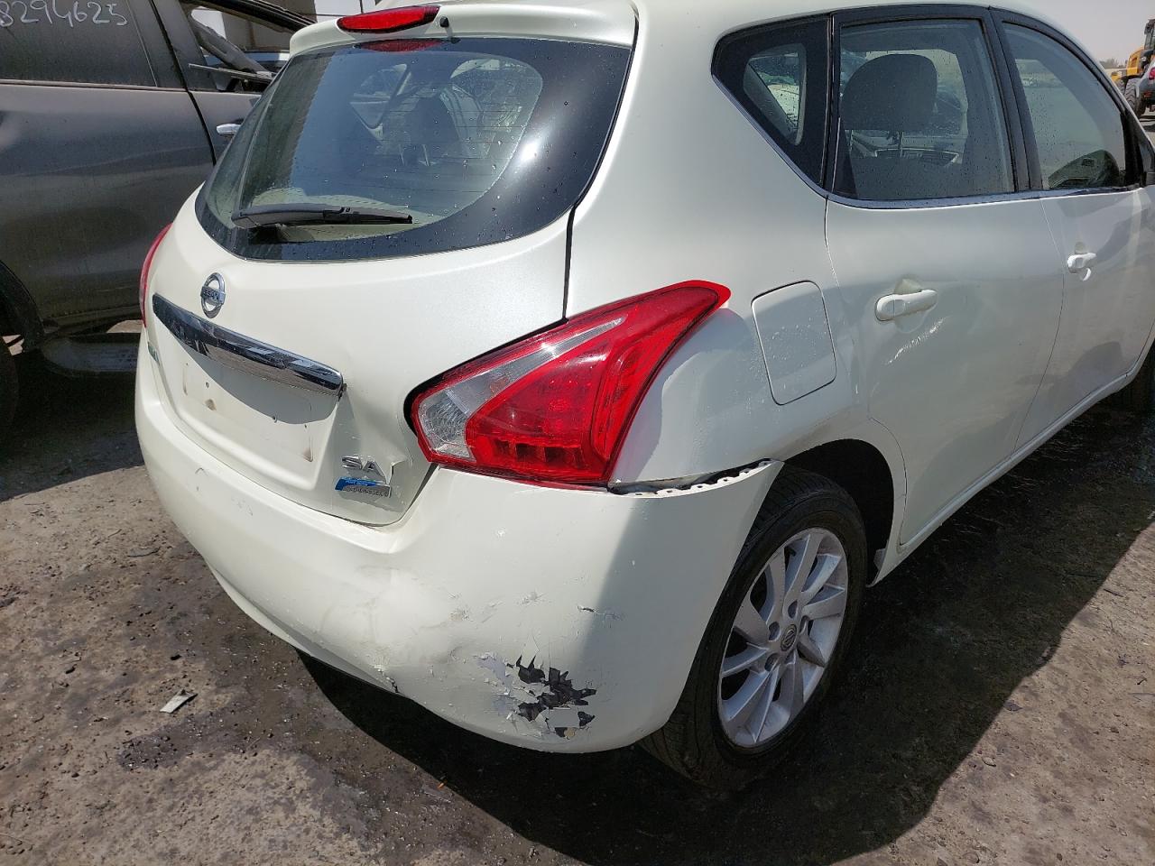 MNTBC2C91E6003380 - 2014 Nissan Tiida - #58643565