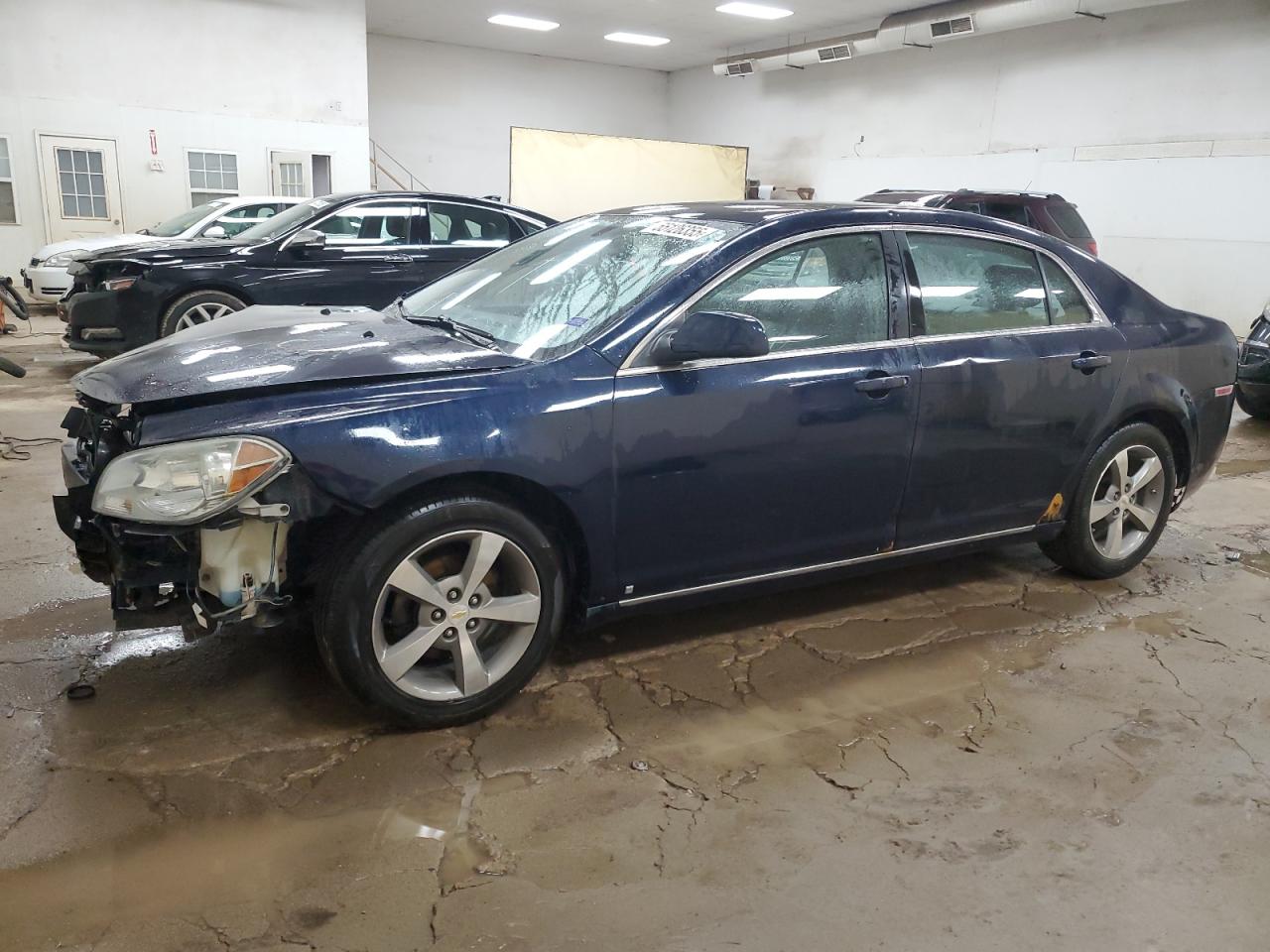 2009 Chevrolet Malibu 2Lt for Sale in Davison, MI - Front End