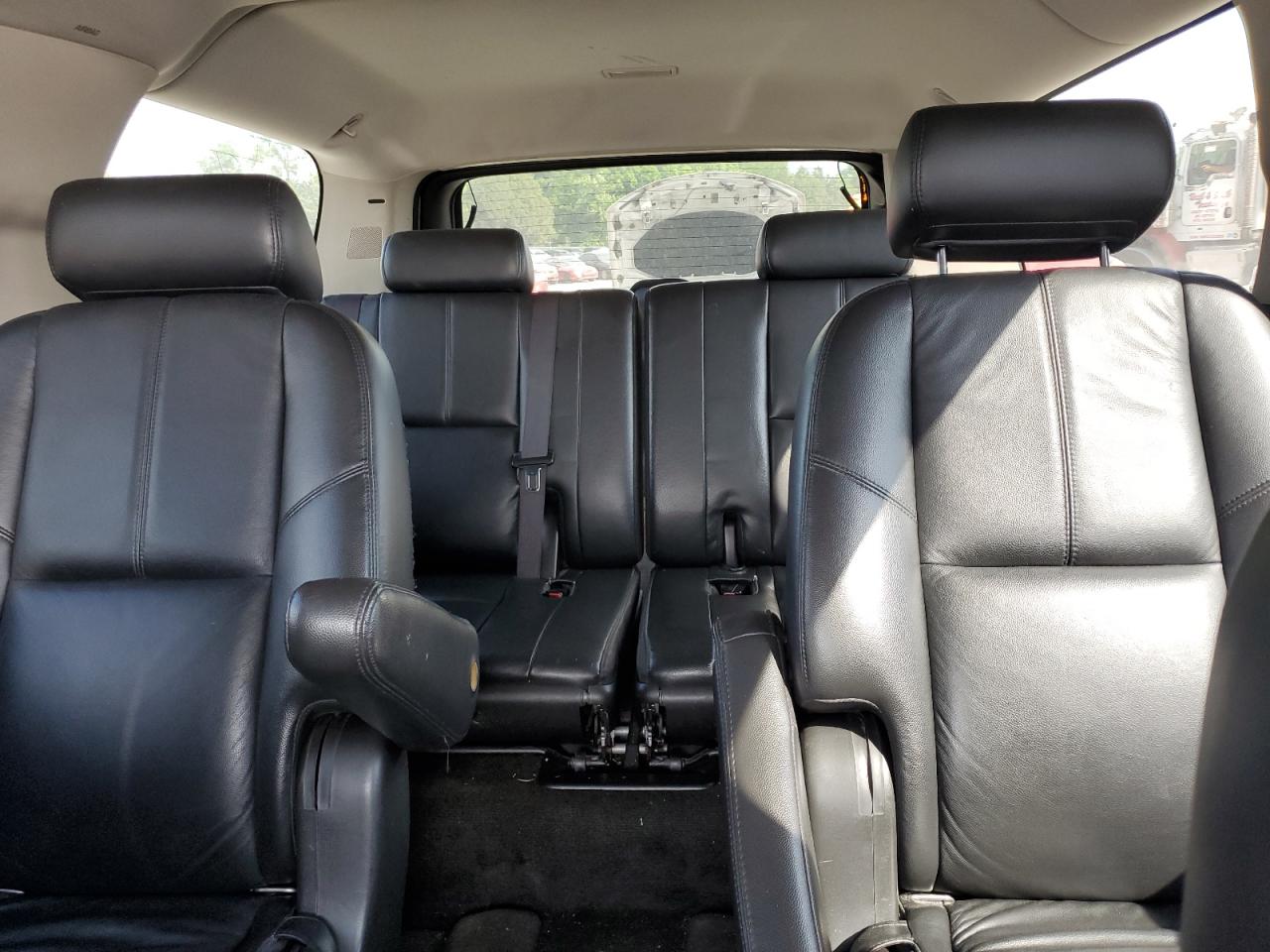 2008 Chevrolet Suburban C1500 Ls VIN: 3GNFC16048G136659 Lot: 56365625