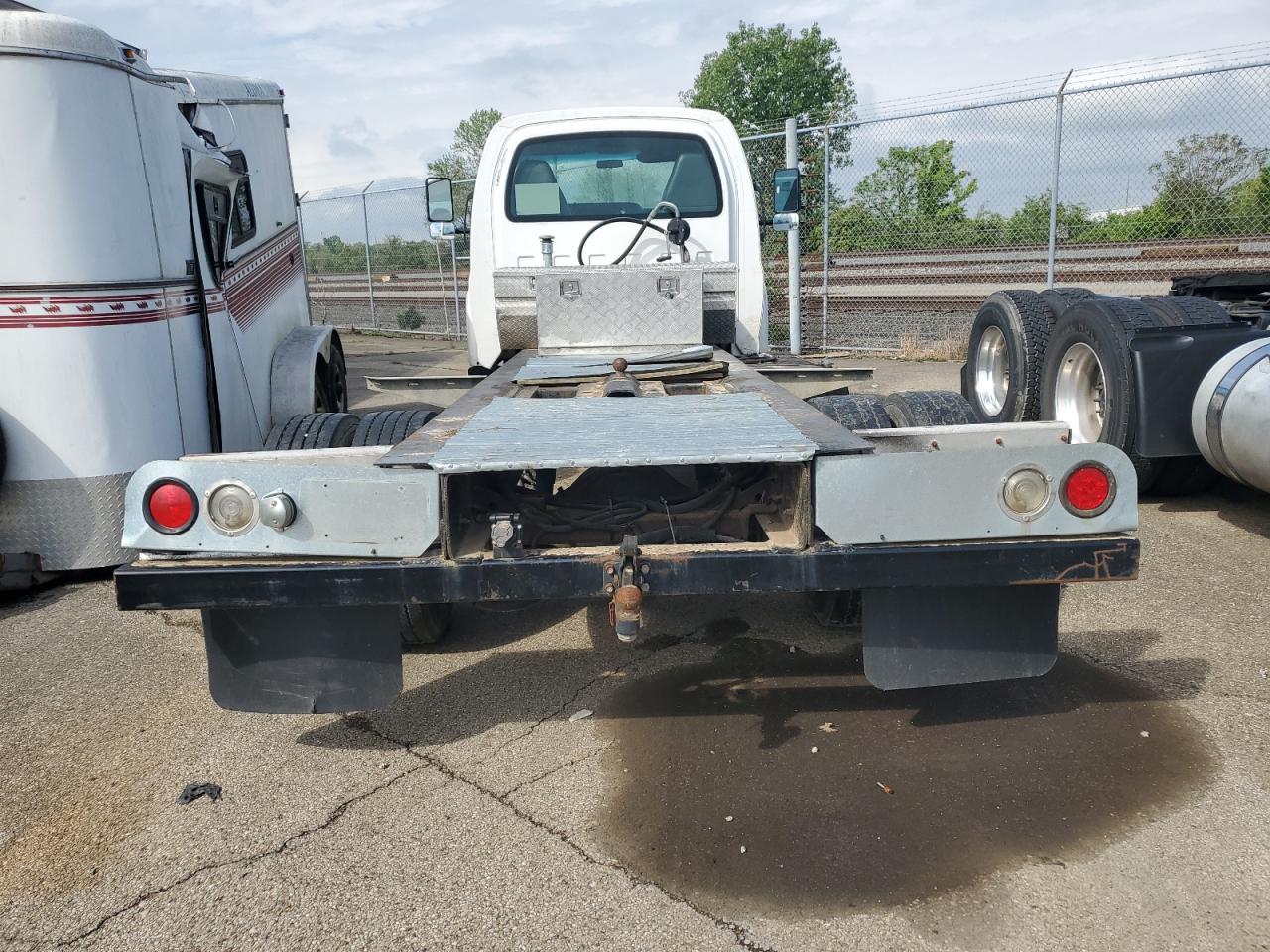 2005 GMC C5500 C5C042 VIN: 1GDG5C1E35F907675 Lot: 56215305