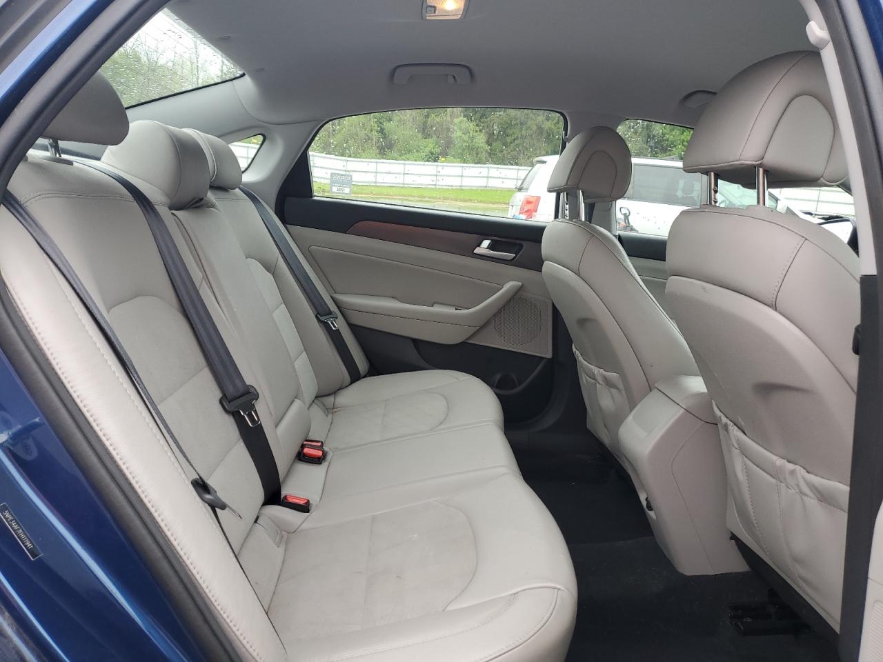 2015 Hyundai Sonata Sport VIN: 5NPE34AF7FH111941 Lot: 56842275